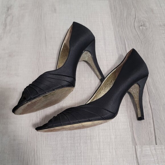 Adrianna Papell Black Satin peep toe heels - Picture 5 of 8